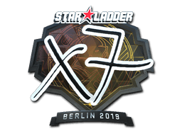 Klistermærke (xseveN folie Berlin 2019)